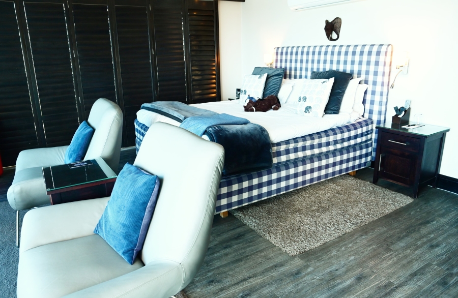 9 Bedroom Property for Sale in The Heads Western Cape